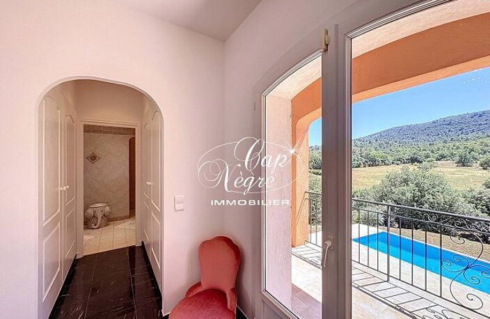 VILLA PROVENÇALE DE 240M² AU COEUR DE LA NATURE À VENDRE AU CANN — photo 5