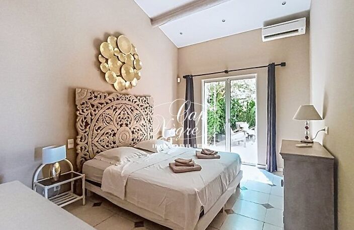 VILLA DE 170M² AVEC JARDIN À VENDRE DANS LES HAUTEURS DE BEAUVAL — photo 4