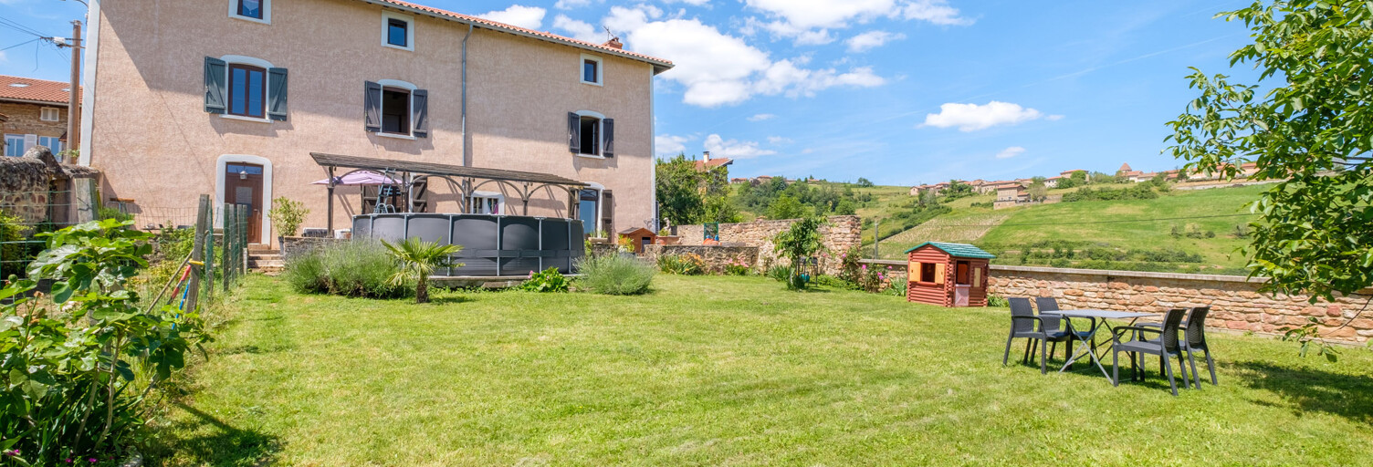 Maison 7 Pièces 230 m² à vendre à Sainte-Paule (69620)