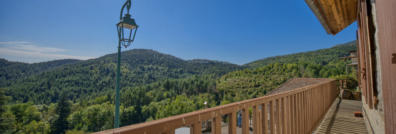 Maison 6 Pièces 131 m² à vendre à Concoules (30450)