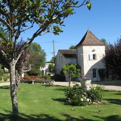 Maison 15 pièces 695000 €