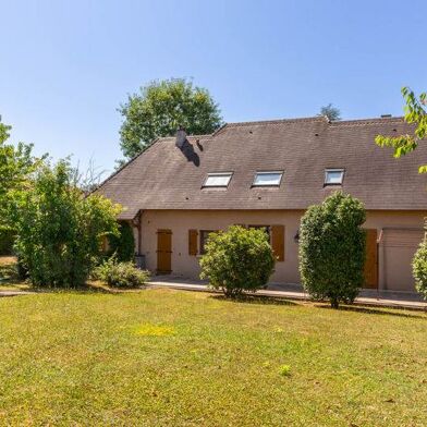 Maison 6 pièces 296520 €