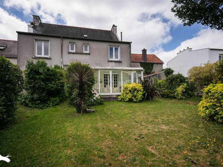 Maison de ville de 7 pièces principales — photo 1