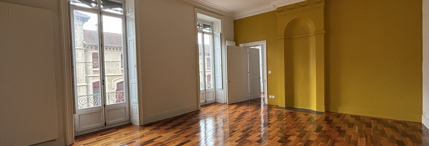 Bureau  152 m² à louer à Grenoble (38000)