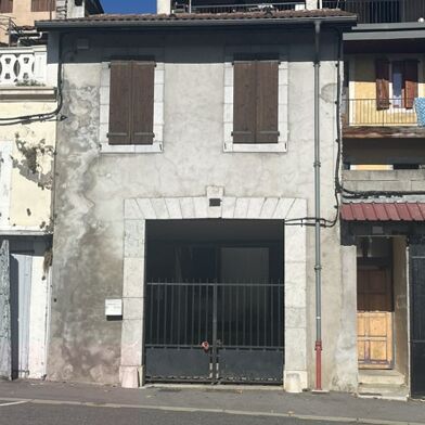 Immeuble  265500 €