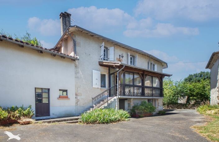Maison de bourg de 10 pièces principales — photo 4