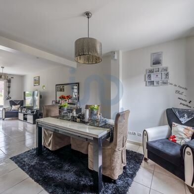 Maison 5 pièces 319900 €