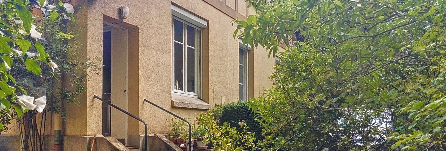 Maison 10 Pièces 241 m² à vendre à Bourg-et-Comin (02160)