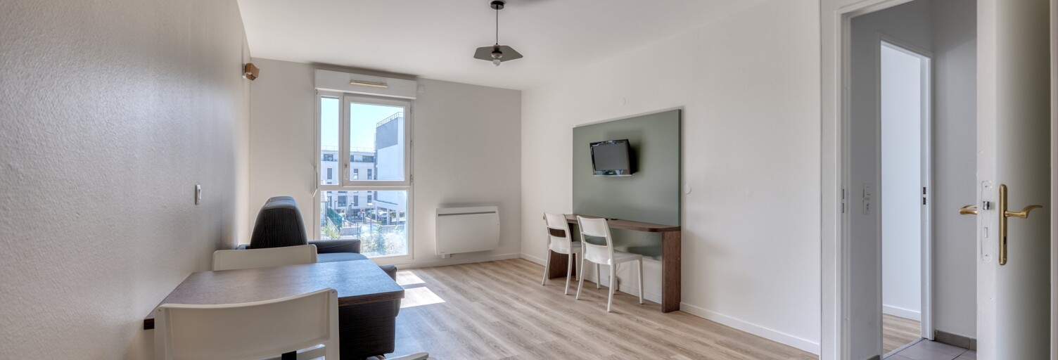 Appartement 2 Pièces 42 m² à vendre à Saint-Cyr-l'École (78210)