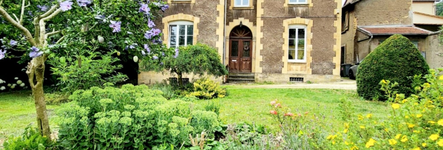 Maison 10 Pièces 210 m² à vendre à Longwy (54400)