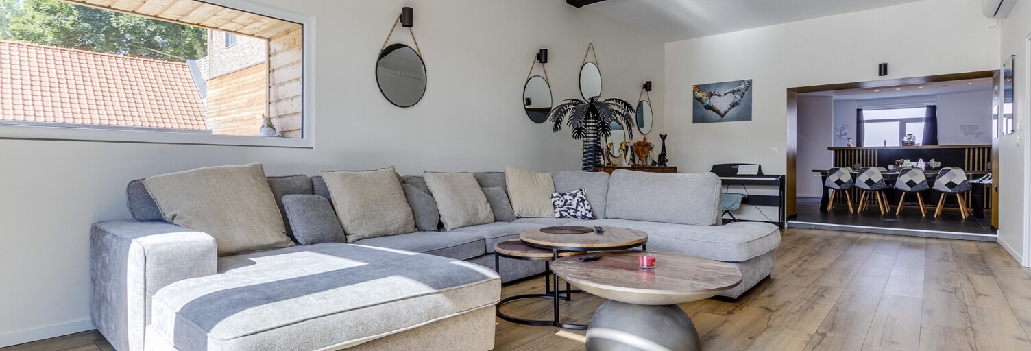 Appartement 6 Pièces 162 m² à vendre à Halluin (59250)