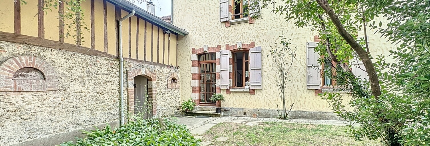 Maison 8 Pièces 218 m² à vendre à Mont-de-Marsan (40000)