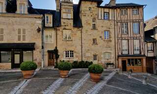 Immeuble  400 m² à vendre à Terrasson-Lavilledieu (24120)