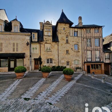 Immeuble  330000 €