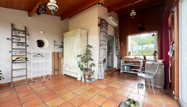 Villa / Maison 6 pièces  à vendre Saint-Romain-de-Benet 17600