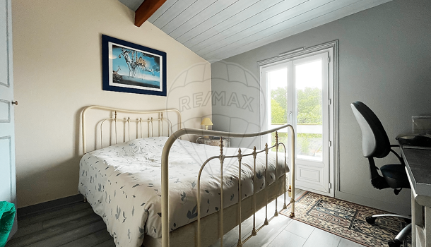 Villa / Maison 6 pièces  à vendre Saint-Romain-de-Benet 17600