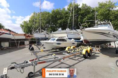 Commerce 3 pièces 145600 €