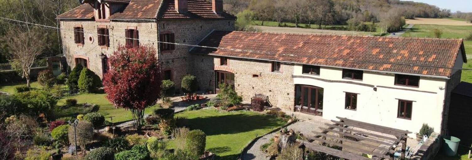 Maison 12 Pièces 425 m² à vendre à Vic-en-Bigorre (65500)