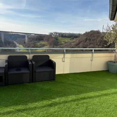 Appartement 4 pièces 219000 €