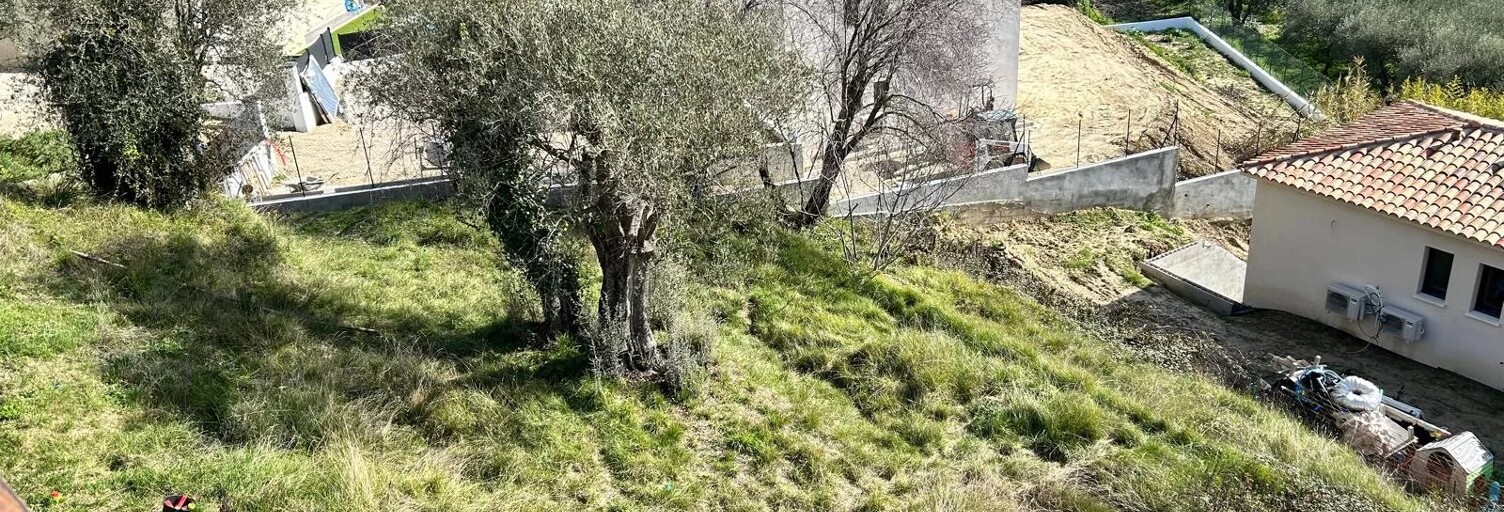 Terrain  772 m² à vendre à Tourrette-Levens (06690)