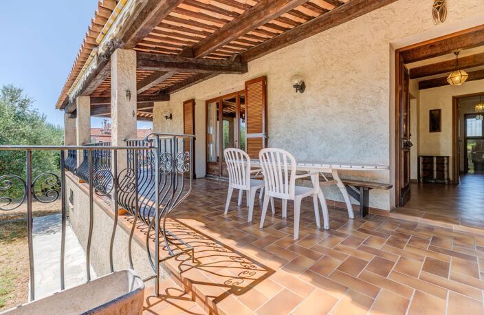 Maison 4 pièces - NICE St Pancrace-Pessicart - Vue mer et collin — photo 3