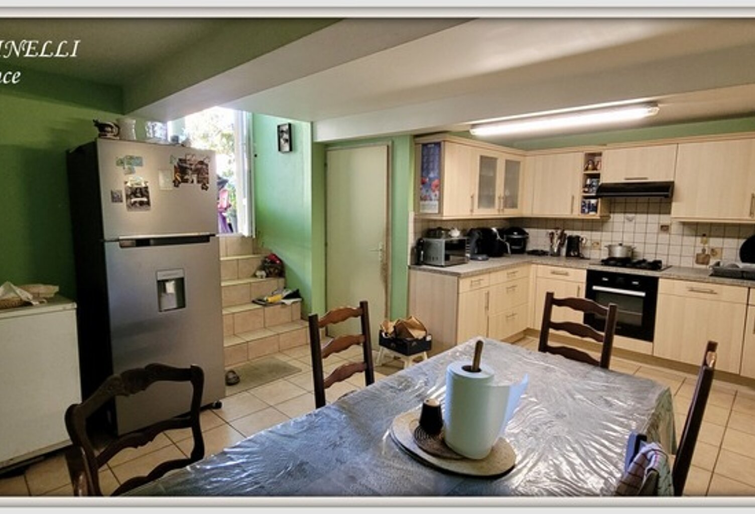 Maison de village en pierre, 178 m² sur 2 niveaux, jardin séparé — photo 1