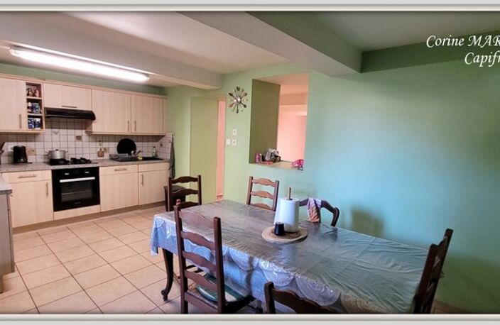 Maison de village en pierre, 178 m² sur 2 niveaux, jardin séparé — photo 3