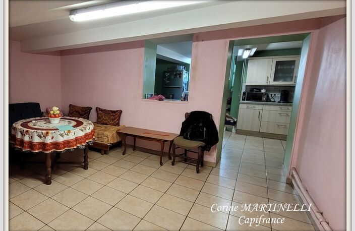 Maison de village en pierre, 178 m² sur 2 niveaux, jardin séparé — photo 4
