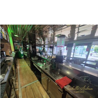 Commerce 2 pièces 58000 €