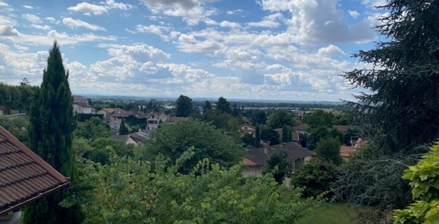 Dpt Ain (01), à vendre BEYNOST terrain vue panormique de 975m² constructible quartier mairie eglise — photo 1