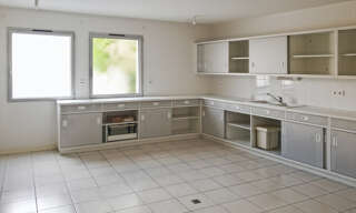 Bureau 5 Pièces 140 m² à vendre à Bessines (79000)