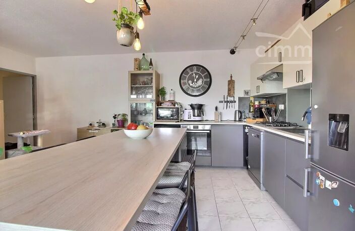 T3 66 M² - DEUX PARKINGS, PISCINE ET TENNIS — photo 5