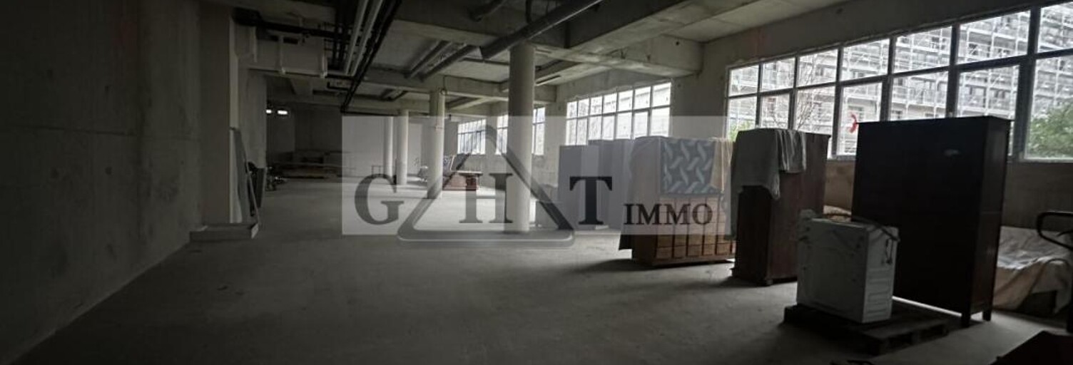 Local industriel  600 m² à louer à Ivry-sur-Seine (94200)