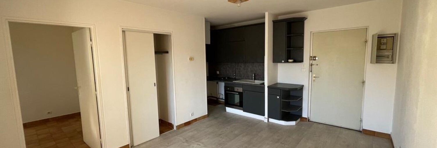 Appartement 2 Pièces 31 m² à vendre à Saint-Cyr-sur-Mer (83270)