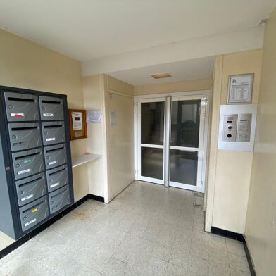 Appartement 5 pièces 76000 €