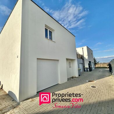 Maison 4 pièces 304900 €