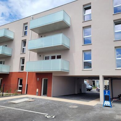 Appartement 4 pièces 230400 €