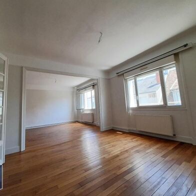 Appartement 3 pièces 711 €