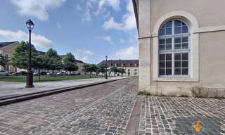 Commerce   m² à louer à Compiègne (60200)