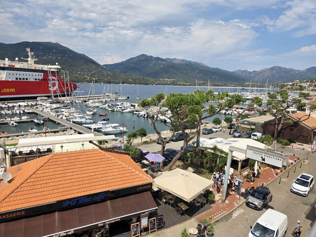T3 en duplex sur le port de Propriano   Vue marina et golfe — photo du bien