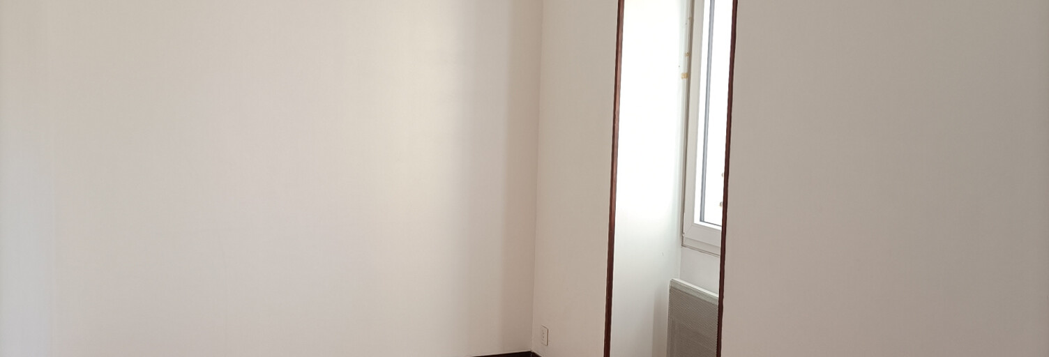 Appartement 2 Pièces 29 m² à louer à Saint-Cyprien (24220)
