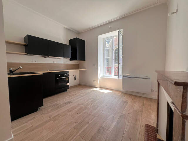 Appartement Suce Sur Erdre 2 pièce(s) 28.64 m2 avec jardinets — photo du bien