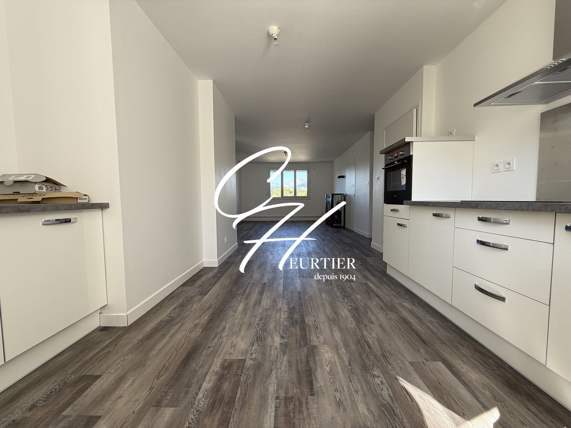 Appartement 5 pièces  à louer Herbeys 38320