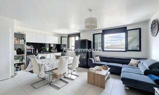 Local industriel  285 m² à vendre à Varennes-Jarcy (91480)