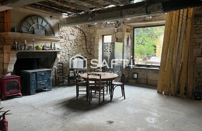 Maison en pierre - Bourg - Potentiel et authenticité — photo 5
