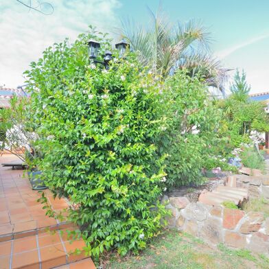 Maison 13 pièces 732000 €