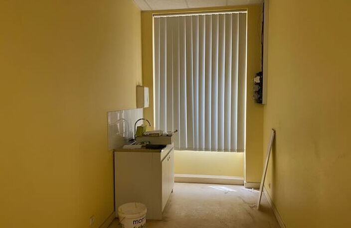 LOCAL COMMERCIAL CENTRE VILLE 70 M2. — photo 3