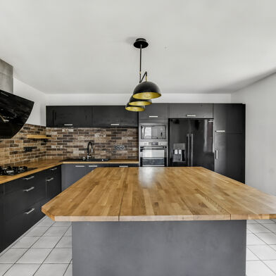 Maison 6 pièces 338000 €