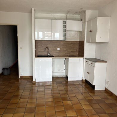 Appartement 2 pièces 750 €