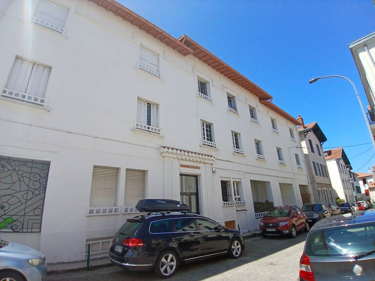 BIARRITZ   À 200 M DES HALLES   T2 AU CALME   COPROPRIÉTÉ DE — photo 1